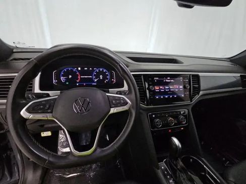 Used 2021 Volkswagen Atlas Cross Sport SEL AWD/4WD image 10
