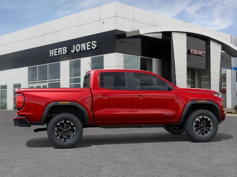 New 2026 GMC Canyon AT4 w/ AT4 Premium Package AWD/4WD image 5