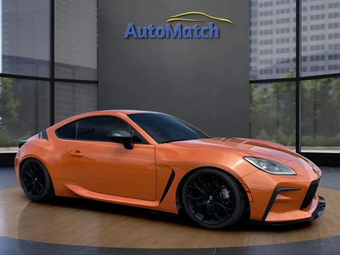 Used 2023 Toyota GR86 10th Anniversary SE RWD image 13