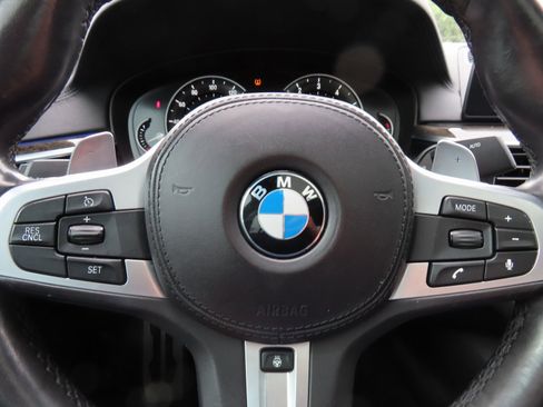 Used 2017 BMW 530i xDrive image 18