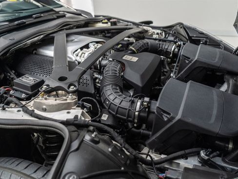 Used 2019 Aston Martin DB11 Volante image 71