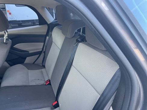 Used 2012 Ford Focus SE image 9