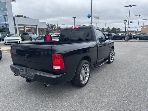 Used 2015 RAM 1500 Express w/ Black Ram 1500 Express Group image 9