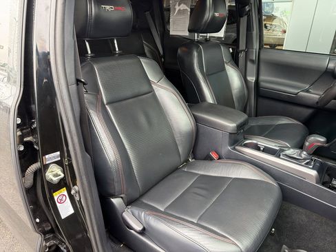 Used 2019 Toyota Tacoma TRD Pro image 8