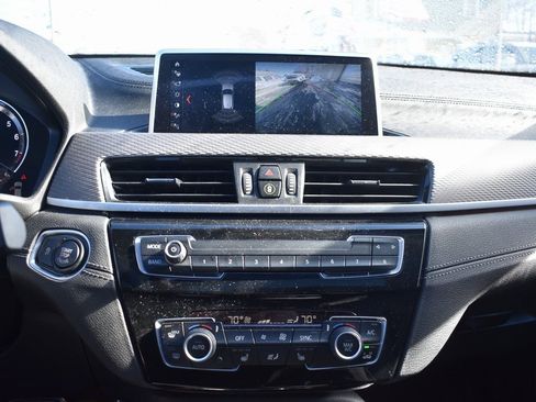 Used 2022 BMW X2 sDrive28i image 18