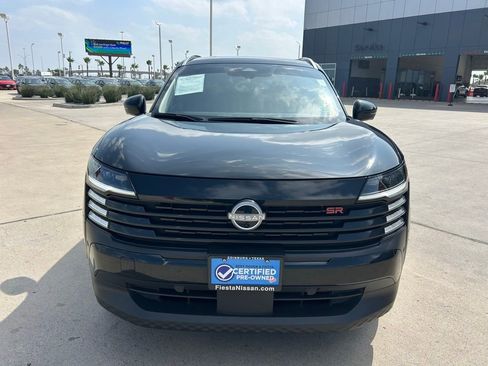 Certified 2025 Nissan Kicks SR FWD image 2
