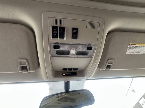 Used 2013 Chevrolet Suburban LTZ AWD/4WD image 20