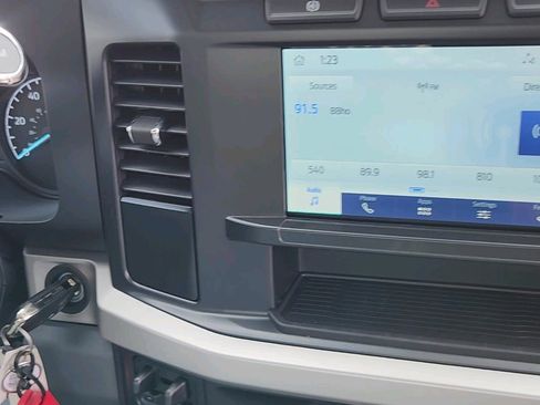 New 2024 Ford F550 4x4 Regular Cab Super Duty image 21