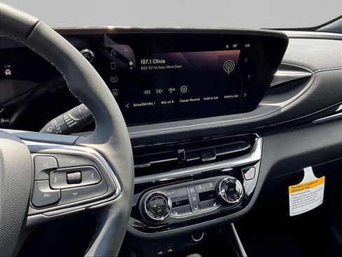 New 2026 Buick Envista Sport Touring w/ Convenience I Package FWD image 11