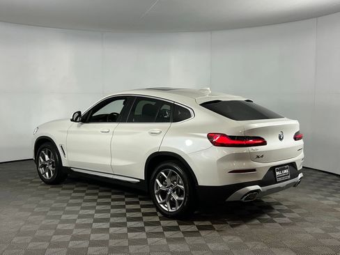 Used 2025 BMW X4 xDrive30i image 10