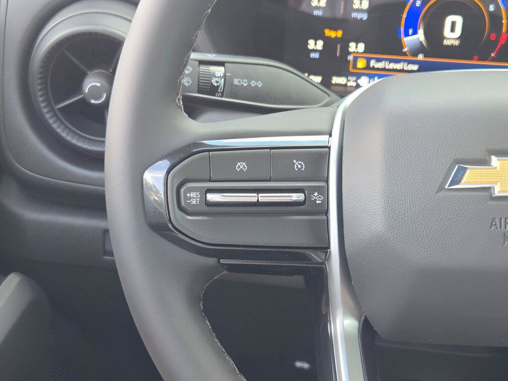 New 2026 Chevrolet Colorado W/T w/ WT Custom Package AWD/4WD image 32
