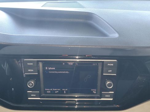 Used 2022 Volkswagen Taos S FWD image 19