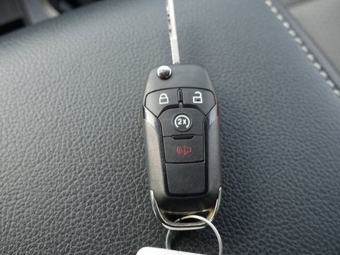 Used 2022 Ford F250 XLT w/ XLT Premium Package image 19