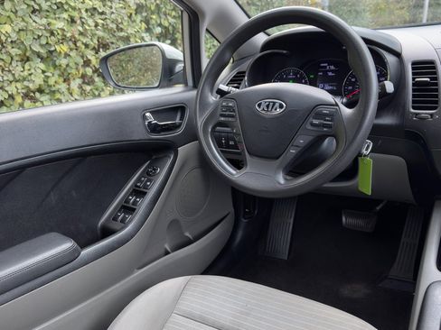 Used 2016 Kia Forte LX w/ LX Popular Plus Package image 20