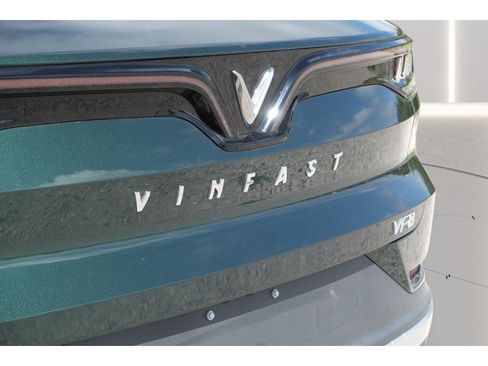Used 2023 VinFast VF 8 Eco AWD/4WD image 29