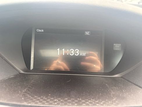 Used 2018 Acura TLX image 12