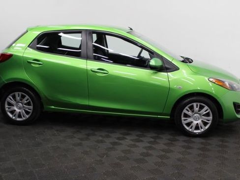 Used 2012 MAZDA MAZDA2 Sport image 3