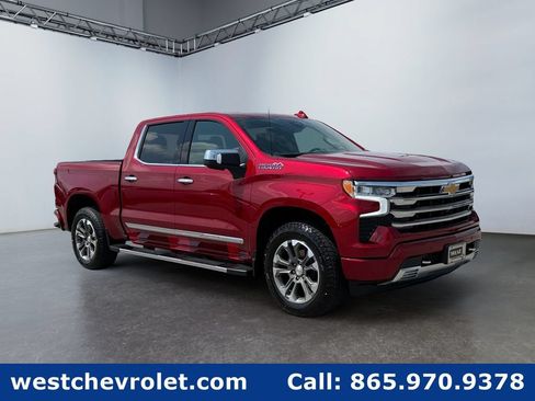 Used 2024 Chevrolet Silverado 1500 High Country w/ Z71 Off-Road Package AWD/4WD image 1