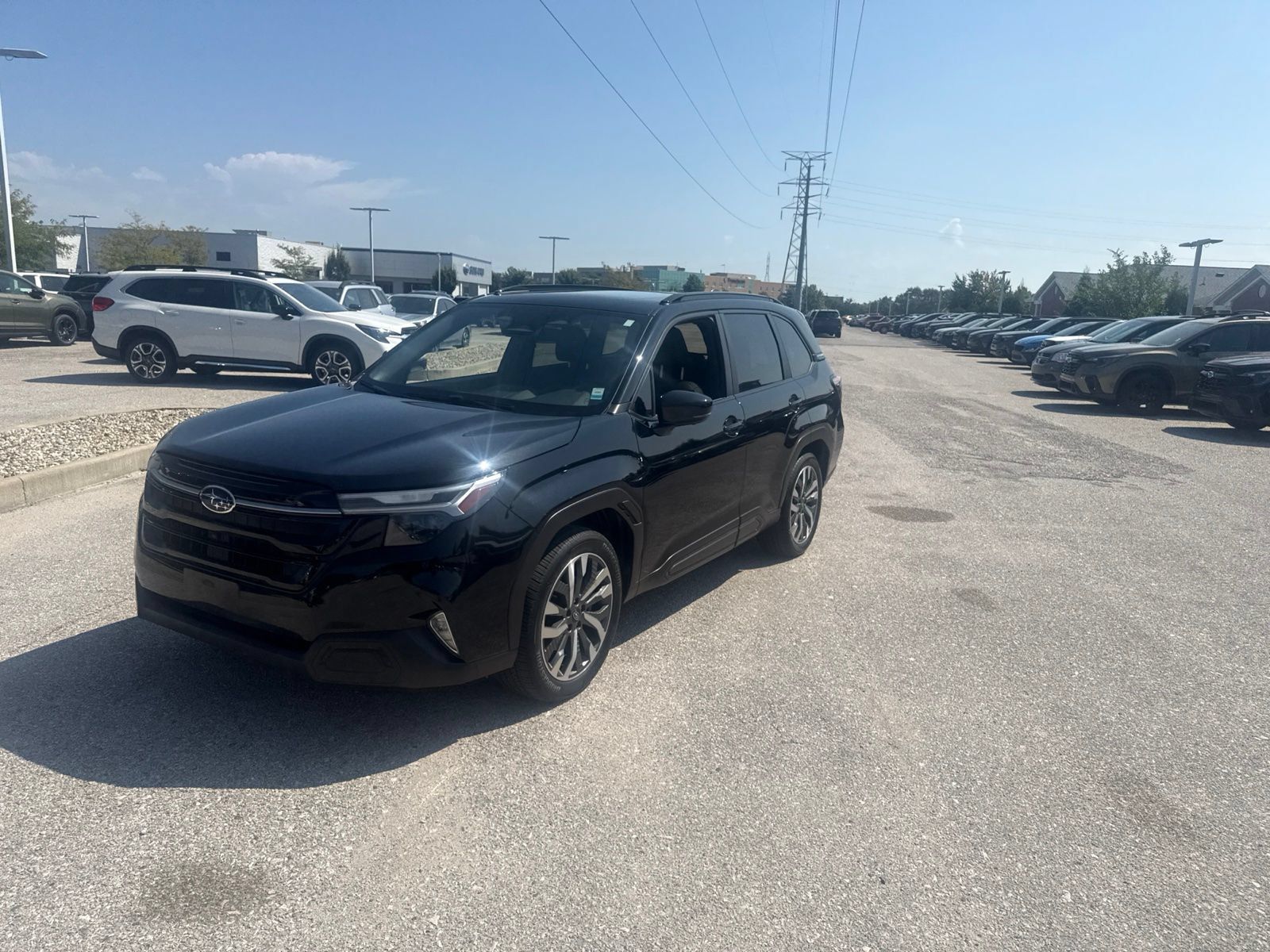 Used 2025 Subaru Forester Touring AWD/4WD image 3