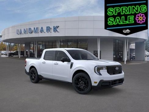 New 2025 Ford Maverick Lariat w/ Black Appearance Package image 7