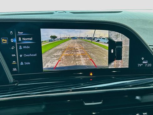 Used 2022 Cadillac Escalade Sport w/ Touring Package AWD/4WD image 14