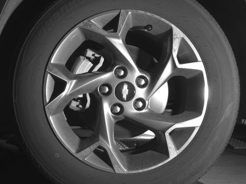 Used 2025 Chevrolet Trax LT FWD image 12