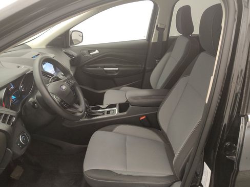 Used 2018 Ford Escape SE w/ SE Sync 3 Package FWD image 17