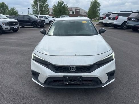 Used 2024 Honda Civic Sport image 2