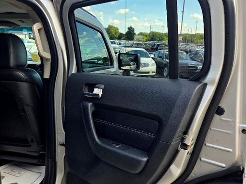 Used 2008 HUMMER H3 Luxury image 14