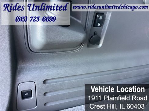 Used 2013 Ford Edge Limited AWD/4WD image 22
