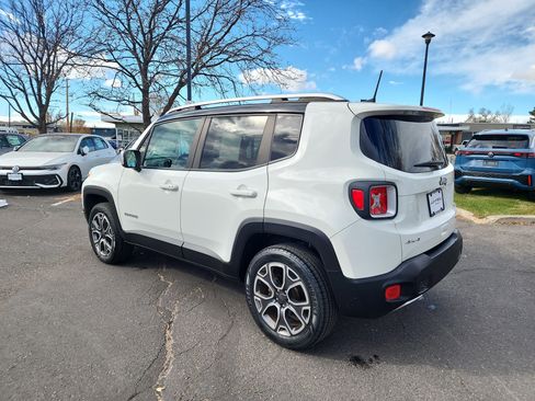 Used 2018 Jeep Renegade Limited w/ Safety & Security Group image 5