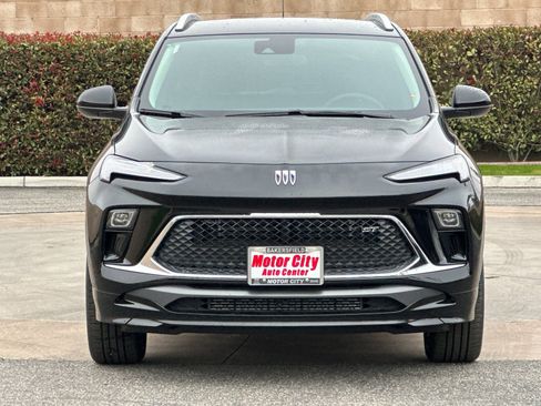 New 2026 Buick Encore GX Sport Touring image 9
