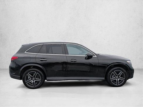 Certified 2026 Mercedes-Benz GLC 300 image 4