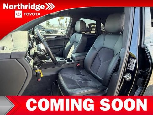 Used 2020 Porsche Macan AWD/4WD image 6