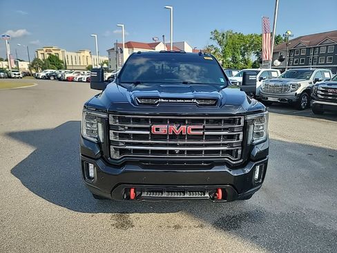 Used 2020 GMC Sierra 2500 AT4 w/ AT4 Premium Package AWD/4WD image 2