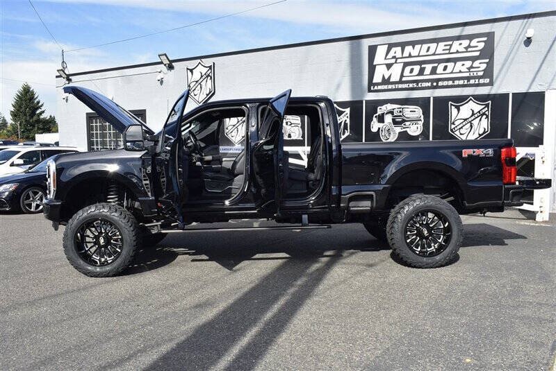 Used 2025 Ford F250 Platinum AWD/4WD image 28