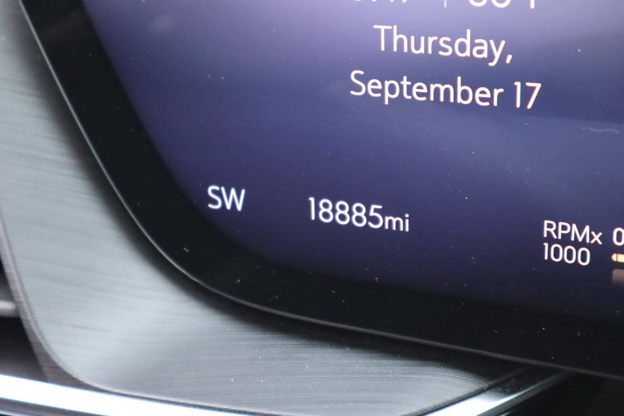 Used 2024 Buick Envision Preferred AWD/4WD image 10