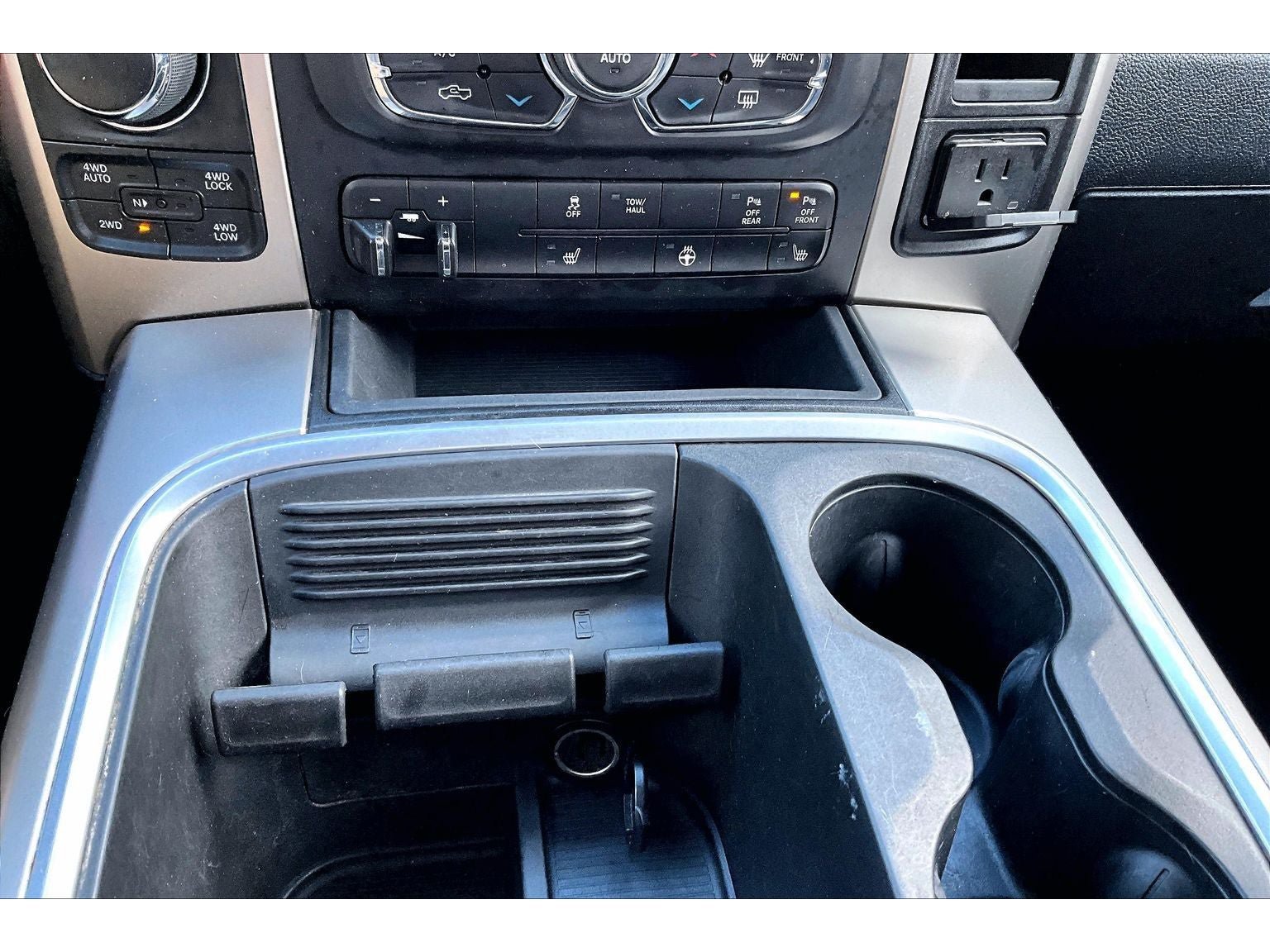 Used 2017 RAM 1500 Big Horn AWD/4WD image 26