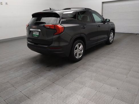 Used 2018 GMC Terrain SLE w/ Driver Convenience Package FWD image 9