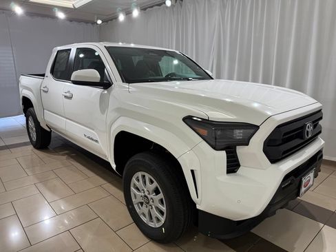 New 2026 Toyota Tacoma SR5 AWD/4WD image 7