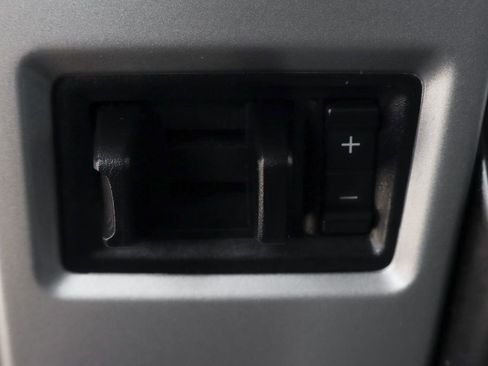 Used 2021 Ford F350 Lariat image 44