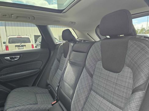 Certified 2023 Volvo XC60 T8 Core image 18