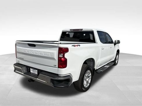Used 2023 Chevrolet Silverado 1500 LT AWD/4WD image 2