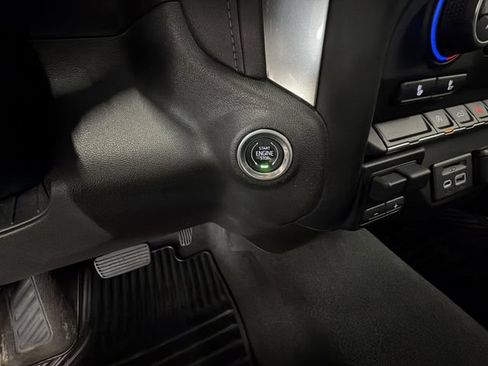 Certified 2020 Chevrolet Silverado 1500 LT w/ All-Star Edition AWD/4WD image 16