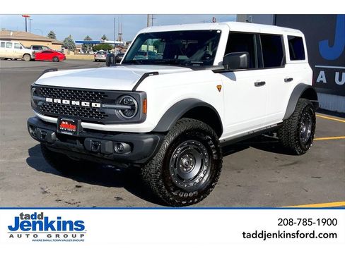New 2025 Ford Bronco Badlands w/ Sasquatch Package AWD/4WD image 16