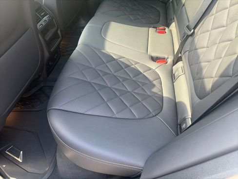 Used 2024 BMW X5 xDrive40i w/ M Sport Package AWD/4WD image 27