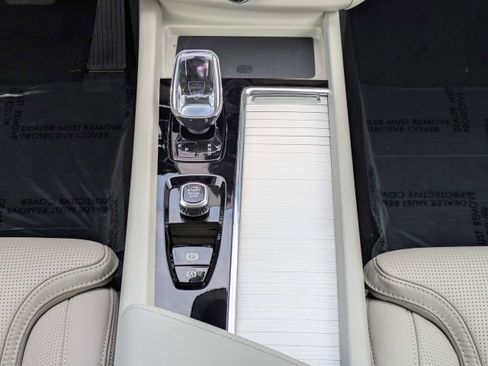 New 2026 Volvo XC60 B5 Ultra w/ Protection Package Premier image 20