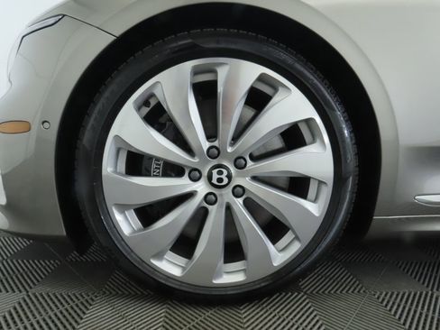 Used 2026 Bentley Continental GTC image 36