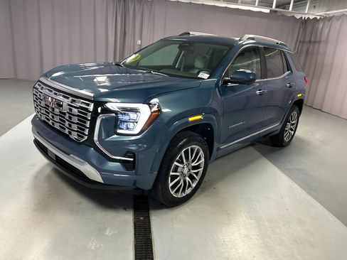 New 2026 GMC Terrain Denali image 3