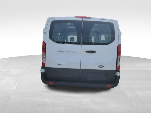 Used 2023 Ford Transit 250 Low Roof AWD image 5